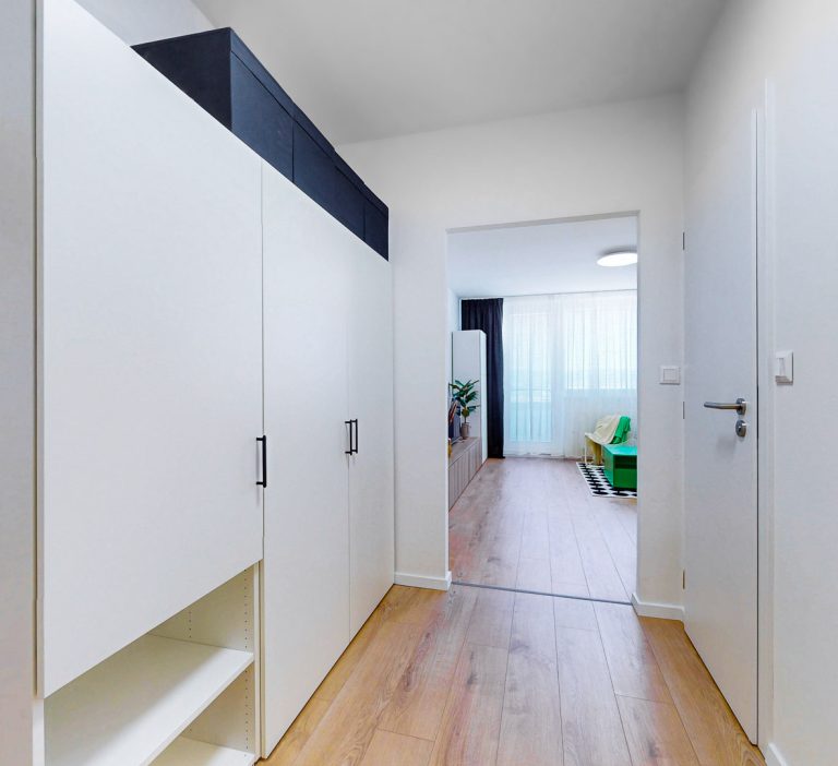 Zrekonštruovaný byt – moderný interiér – Bratislava, Devínska Nová Ves